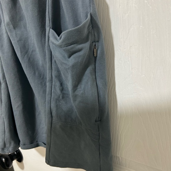 Patagonia Small Woman’s open back grey dress. - Picture 3 of 7